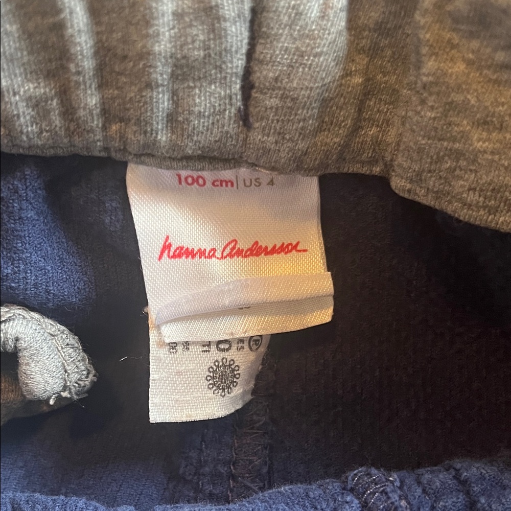 Hanna Andersson Navy Corduroy Joggers, size 4 - Picture 2 of 3